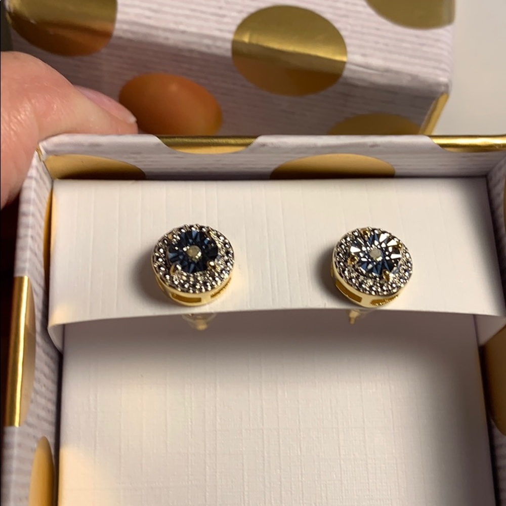 Mia Sarine  Halo Earrings❤️